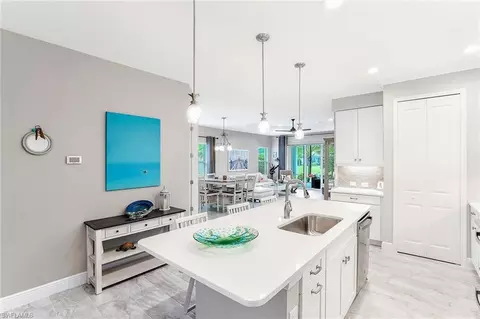 2238 Marquesa Cir, Naples, FL 34112 photo 16
