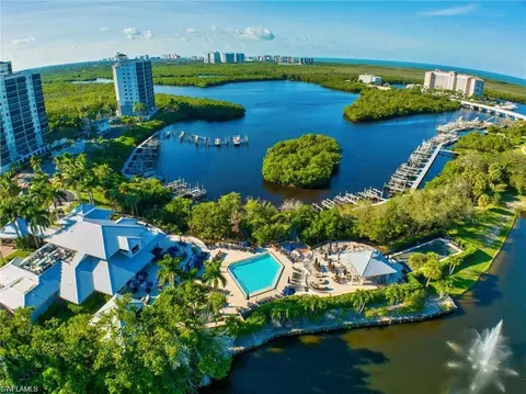 425 Cove Tower Dr #703, Naples, FL 34110