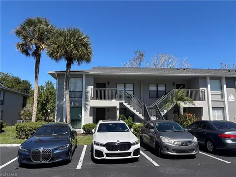 1211 Commonwealth Cir #C201, Naples, FL 34116