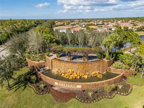 View/Area - 3296 Pacific Dr, Naples, FL 34119 photo 4 of 4