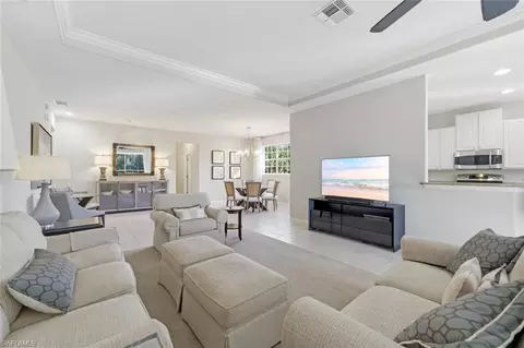 4695 Winged Foot Ct #201, Naples, FL 34112
