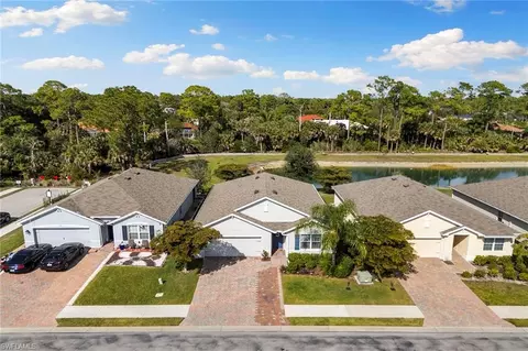 737 Hadley St W, Naples, FL 34104
