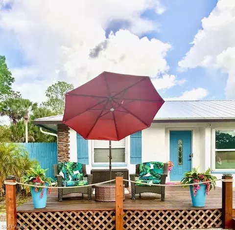640 27th St SW, Naples, FL 34117