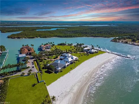 100 104 Bay Rd, Naples, FL 34102 photo 3