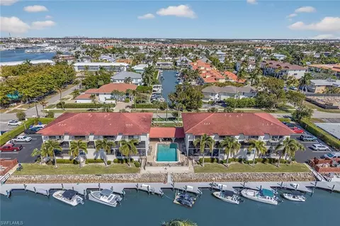 1400 Blue Point Ave #202, Naples, FL 34102