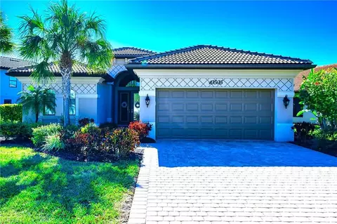 10505 Valencia Lakes Dr, Bonita Springs, FL 34135