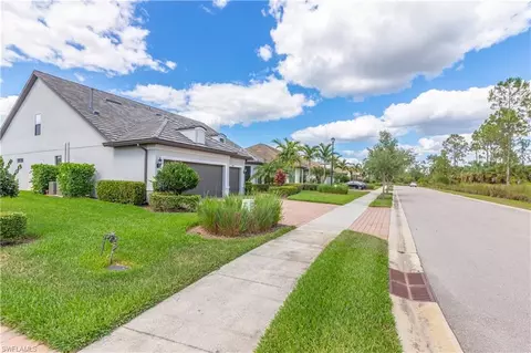 7247 Clamshell Ln, Naples, FL 34114