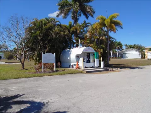 4017 Skyway Dr, Naples, FL 34112 photo 7
