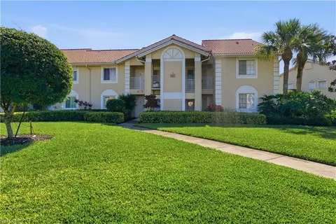 7736 Jewel Ln #W103, Naples, FL 34109