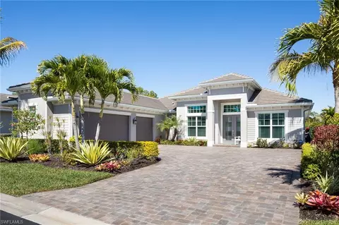 14627 Nicholas Way, Naples, FL 34109