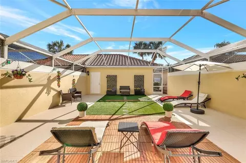 6210 Towncenter Cir, Naples, FL 34119