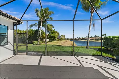 Exterior - 3312 Pacific Dr, Naples, FL 34119 photo 6 of 8