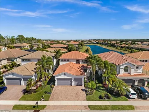 View/Area - 3312 Pacific Dr, Naples, FL 34119 photo 1 of 4