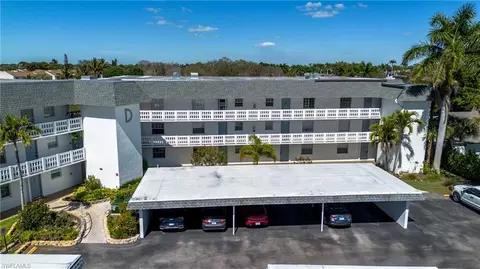 315 Saint Andrews Blvd #D5, Naples, FL 34113