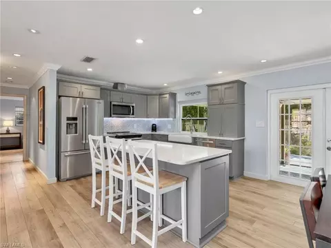 3523 Santiago Way, Naples, FL 34105