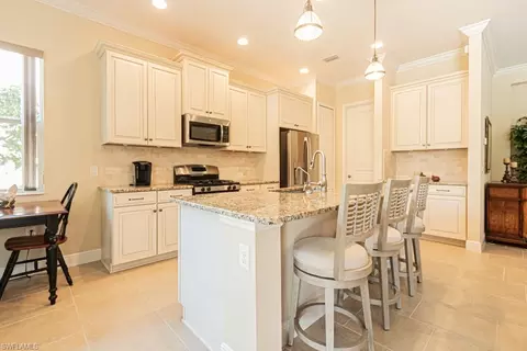 Kitchen - 21270 Estero Preserve Run, Estero, FL 33928 photo 6 of 8