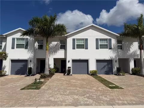 15477 Wildflower Cir, Naples, FL 34119