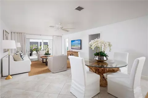 Dining - 600 3rd St S #2, Naples, FL 34102 photo 1 of 1