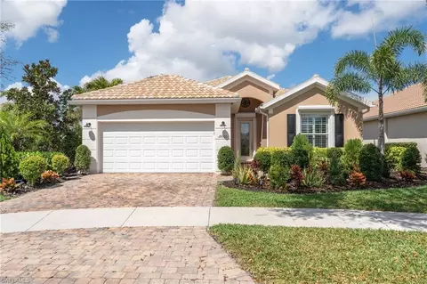 28066 Pisces Ln, Bonita Springs, FL 34135