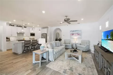 7545 Geranium Way, Naples, FL 34114 photo 4