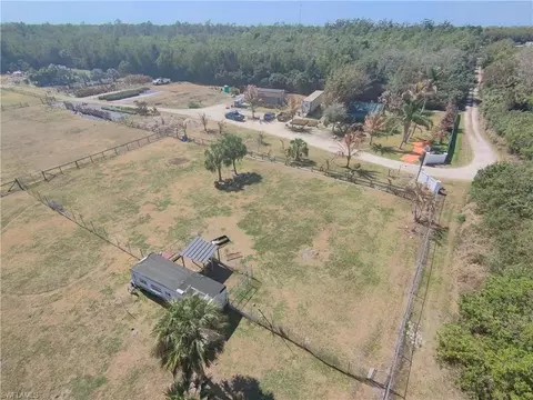 1870 Crawford Ave, Naples, FL 34117
