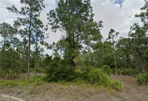 806 Canton Ave, Lehigh Acres, FL 33972