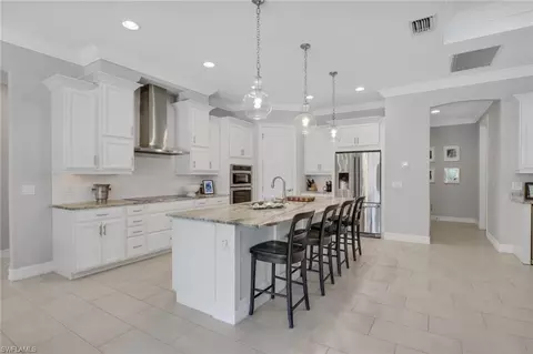 1511 Mockingbird Dr, Naples, FL 34120