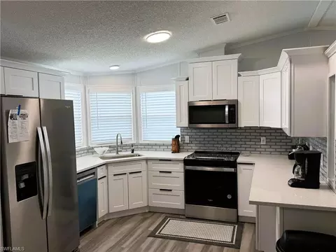 3158 Bunny Run Dr, North Fort Myers, FL 33917