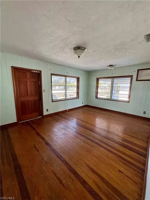 24 3rd St, Bonita Springs, FL 34134
