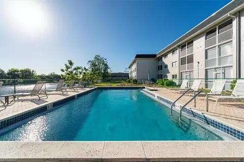 5515 Rattlesnake Hamm Rd #301, Naples, FL 34113