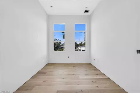 Bedroom - 2778 Shoreview Dr, Naples, FL 34112 photo 3 of 4