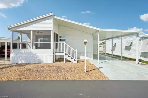 121 Kim Dr #121, Naples, FL 34104