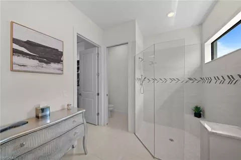 Bath - 8785 Cavano St E, Naples, FL 34119 photo 2 of 4