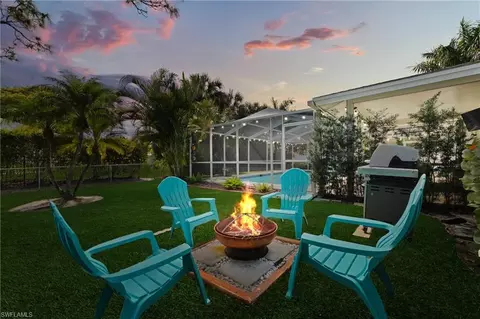 660 111th Ave N, Naples, FL 34108