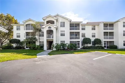 4710 Saint Croix Ln #216, Naples, FL 34109