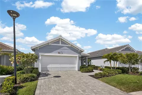 Exterior - 4653 Centaurus Cir, Naples, FL 34120 photo 8 of 9