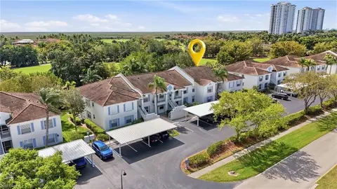 1024 Mainsail Dr #511, Naples, FL 34114