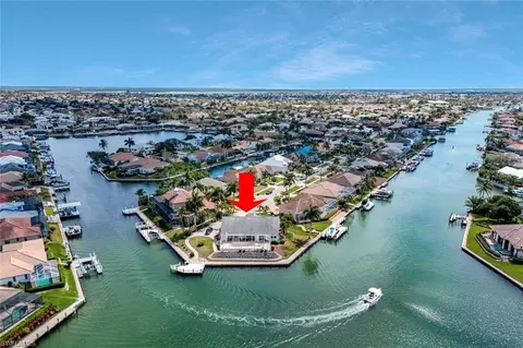 1063 Whiteheart Ct, Marco Island, FL 34145