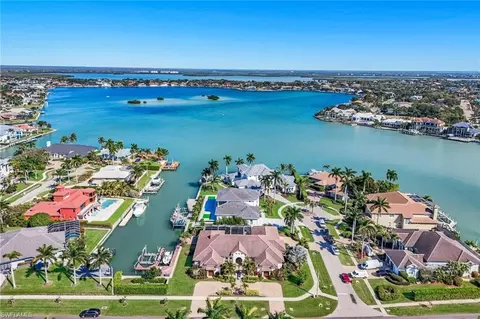 1400 Forrest Ct, Marco Island, FL 34145
