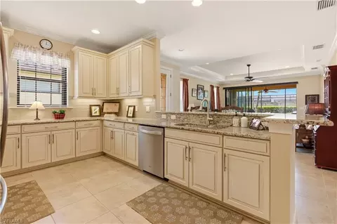 Kitchen - 8300 Lucello Ter N, Naples, FL 34114 photo 2 of 4