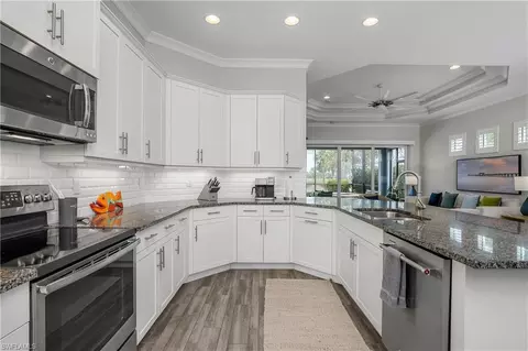 Kitchen - 6907 Cay Ct, Naples, FL 34113 photo 7 of 7