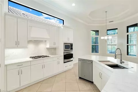 Kitchen - 6419 Vivaldi Ct, Naples, FL 34113 photo 2 of 4