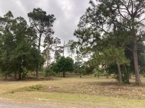 570 N Palm St, Clewiston, FL 33440