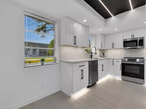 4941 Aztec Cir, Naples, FL 34112