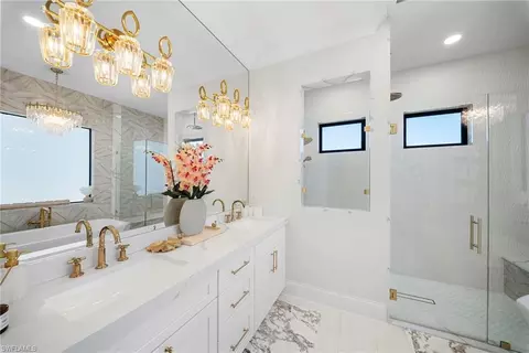 Bath - 405 Samar Ave, Naples, FL 34113 photo 1 of 5