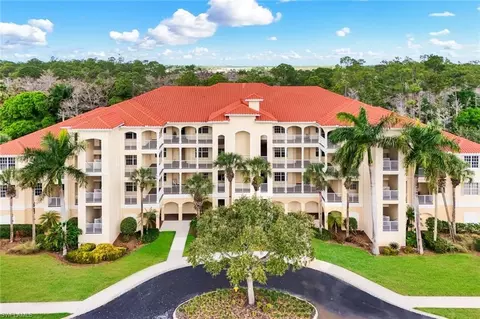 4843 Hampshire Ct #105, Naples, FL 34112