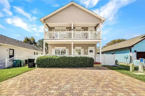 534 Leawood Cir, Naples, FL 34104