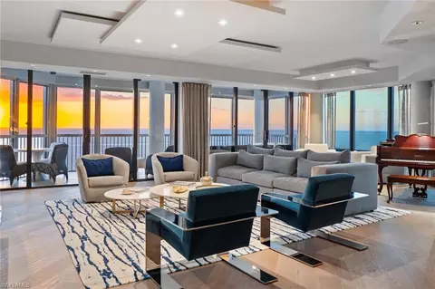 4951 Gulf Shore Blvd N #703, Naples, FL 34103