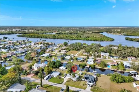 12315 Davis Blvd, Fort Myers, FL 33905