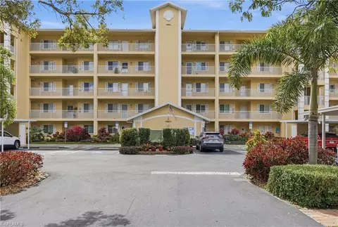 19851 Breckenridge Dr #102, Estero, FL 33928
